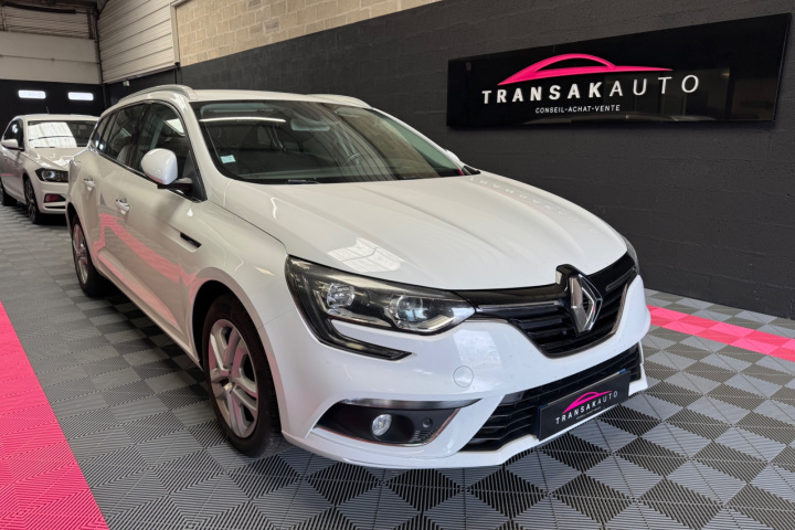 RENAULT MEGANE IV ESTATE BUSINESS