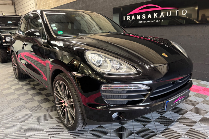 PORSCHE CAYENNE