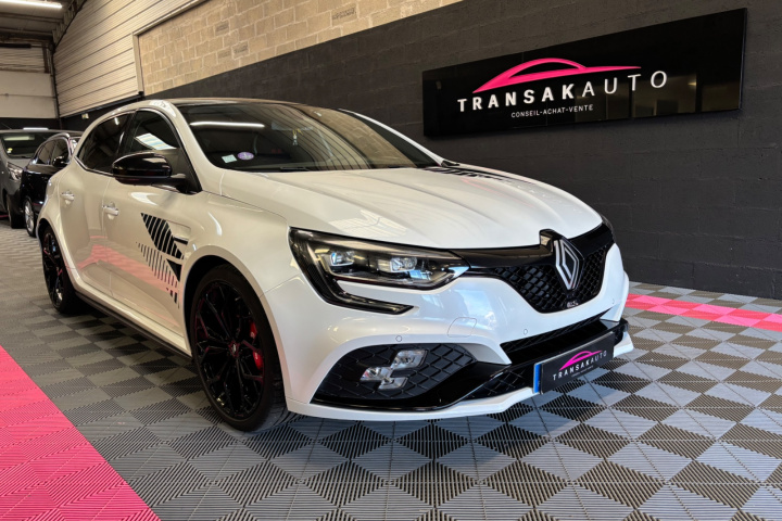 RENAULT MEGANE IV BERLINE