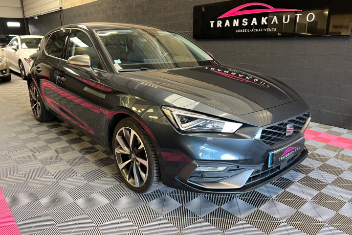 SEAT LEON