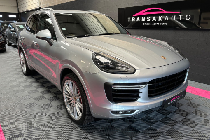 PORSCHE CAYENNE